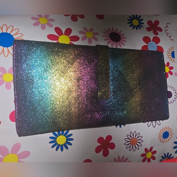 🍂🍁NWT VERY RARE HTF AIMEE KESTENBERG OIL SLICK HOLOGRAPHIC WALLET - Picture 5 of 8